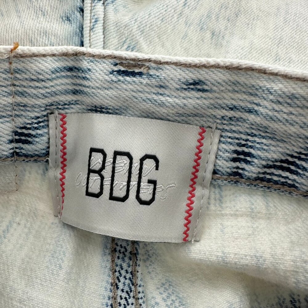 BDG Urban Outfitters High Rise Shorts Rolled Hem Acid Wash 25 Waist Cotton - Picture 2 of 11